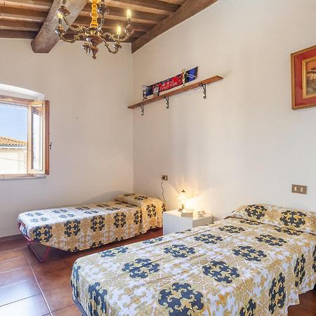 Awesome Home In Montefoscoli With Wifi Luaran gambar