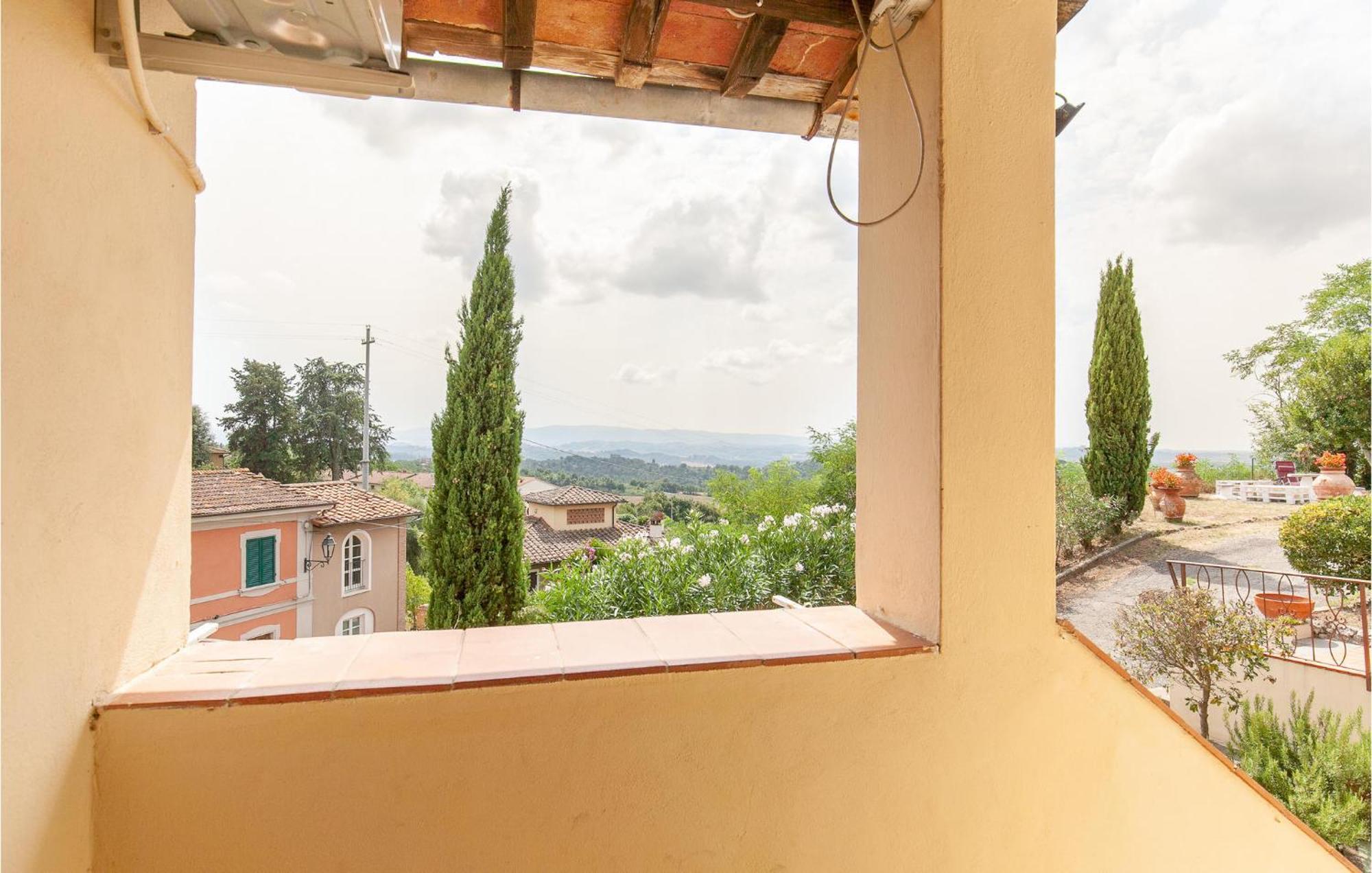 Awesome Home In Montefoscoli With Wifi Luaran gambar